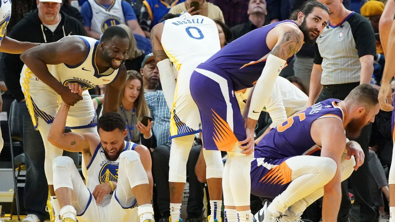 Los Suns de Rubio vencen a unos Warriors que pierden también a Curry | Ver