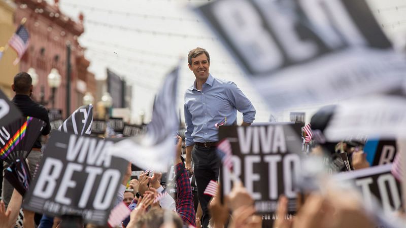 El excongresista Beto O'Rourke abandona la carrera demócrata a la Casa Blanca