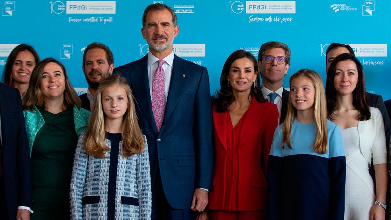 La princesa Leonor debuta en Cataluña entre protestas independentistas y un fuerte dispositivo de seguridad