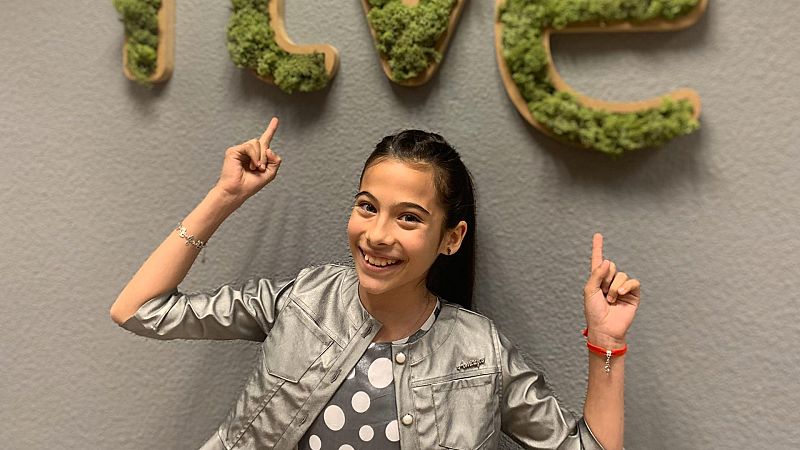 Melani canta "Marte" por primera vez en directo