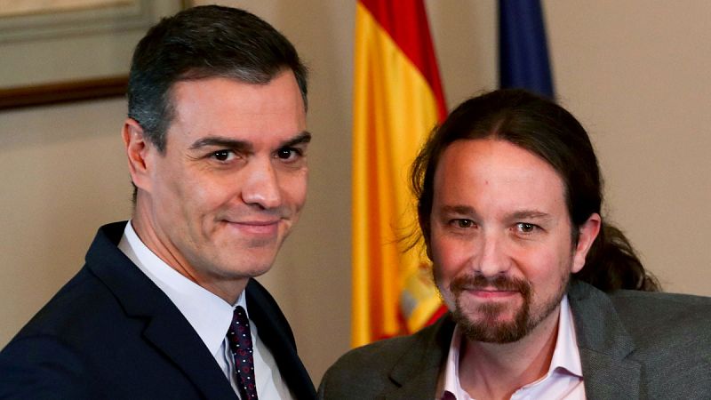 Sánchez e Iglesias, de la desconfianza mutua a pactar una coalición en menos de 48 horas