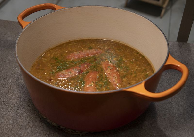 Receta de "jud�as pintas con chorizo" de Dani Garc�a