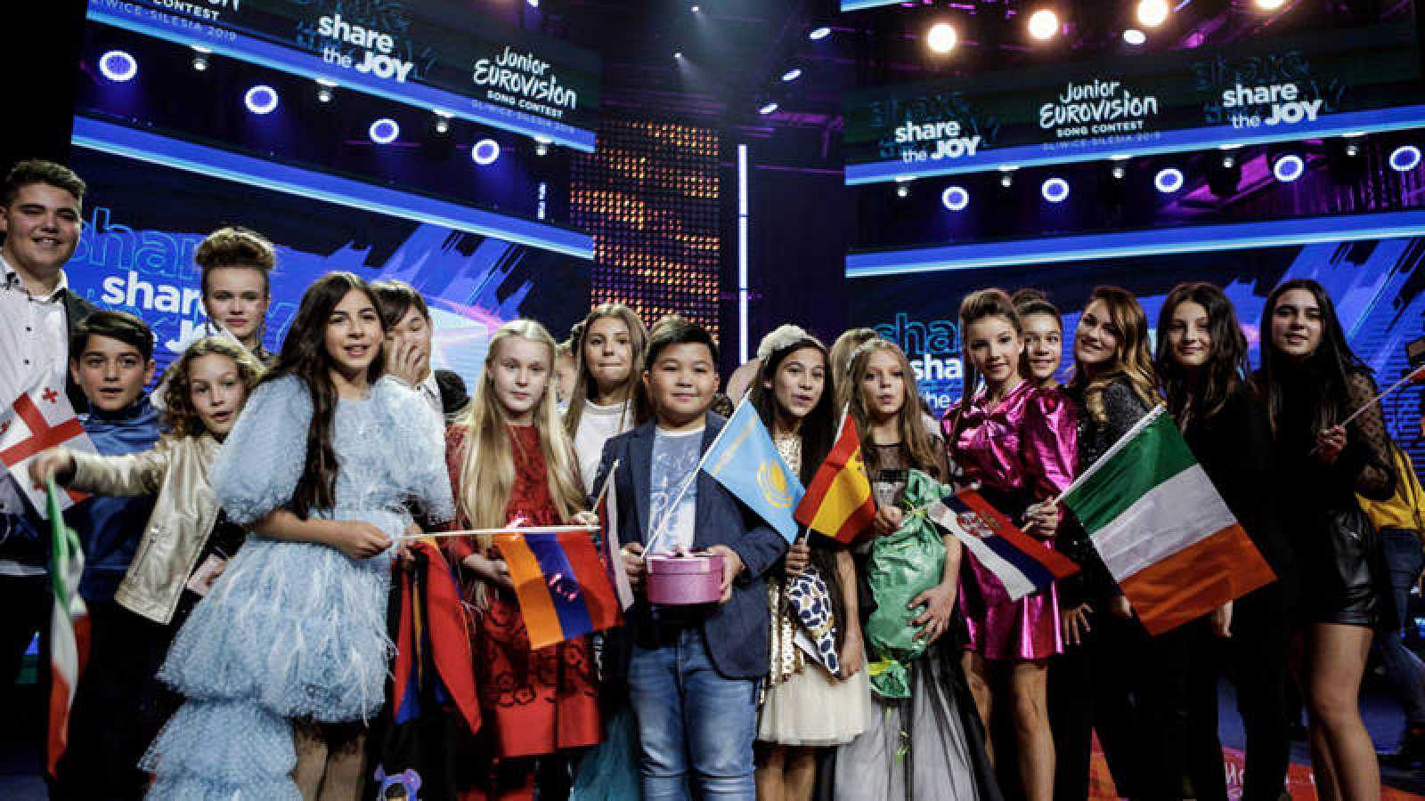 Eurovisión Junior - Melani deslumbra con su voz en la Ceremonia de inauguración de Eurovisión Junior