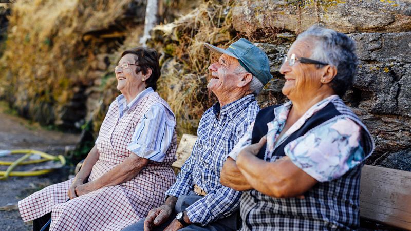 Los españoles, los más longevos de la Unión Europea, con una esperanza de vida de 83 años