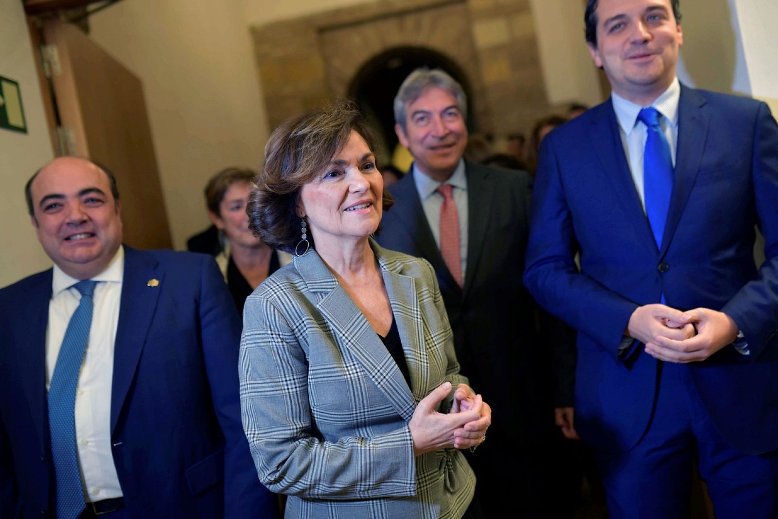 Calvo no descarta la mesa de negociaciones solicitada por ERC: "Es una oportunidad para las fuerzas progresistas" -RTVE.es | Ver