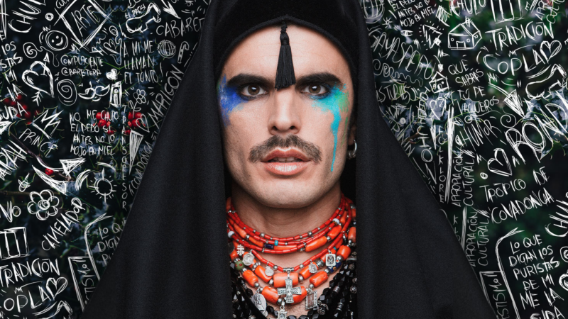 Rodrigo Cuevas estrena "Muiñeira para a filla da bruxa", su nuevo videoclip