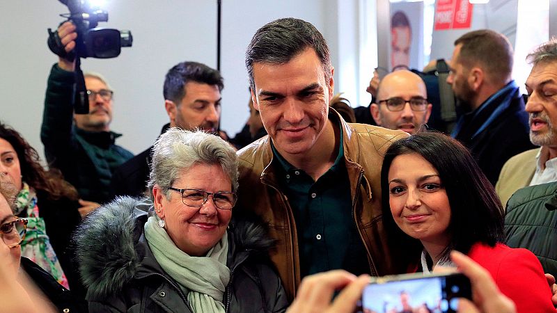 Sánchez vota en la consulta del PSOE para avalar un Gobierno de coalición con Unidas Podemos