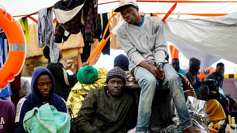 Italia permite desembarcar a los migrantes rescatados por el Aita Mari y el Open Arms en el Mediterráneo