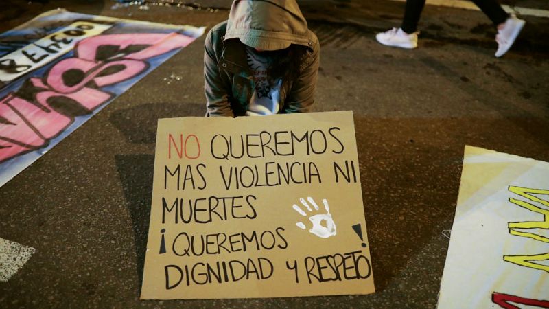 La muerte de un joven herido por la Policía en Bogotá durante una manifestación pacífica conmociona Colombia