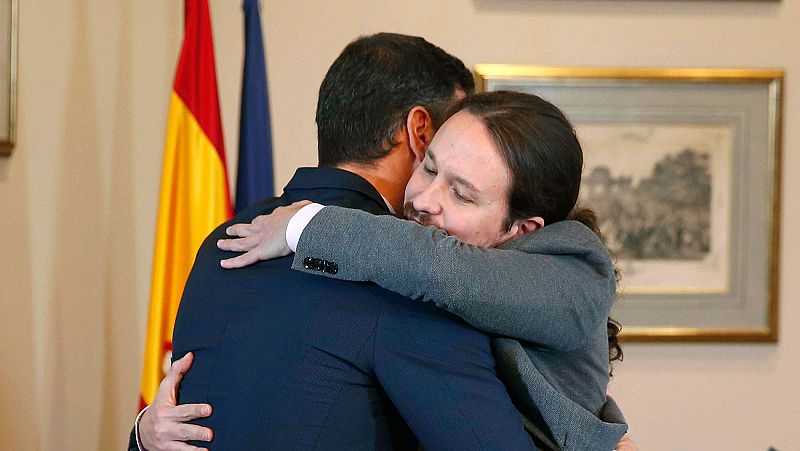 Las bases de Podemos respaldan masivamente el Gobierno de coalición con el PSOE
