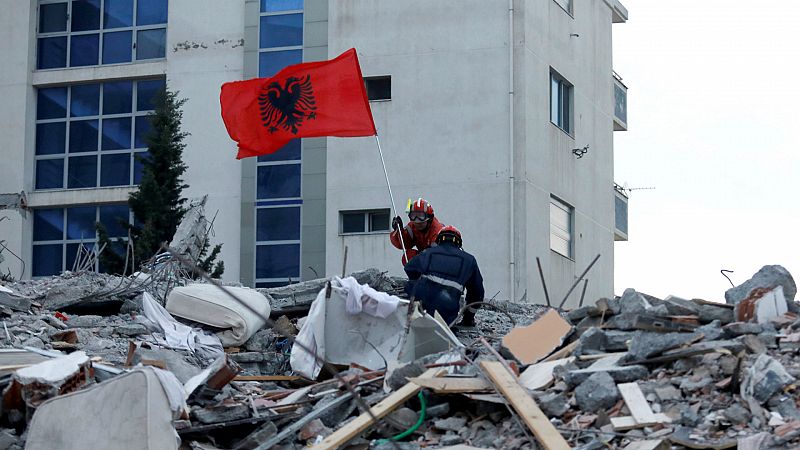 Concluyen las tareas de búsqueda tras el terremoto en Albania con un balance de 49 muertos