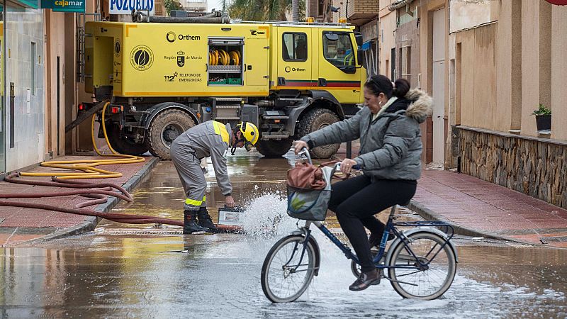 El temporal se intensifica en Cataluña y Baleares con fuertes inundaciones tras azotar Valencia y Murcia
