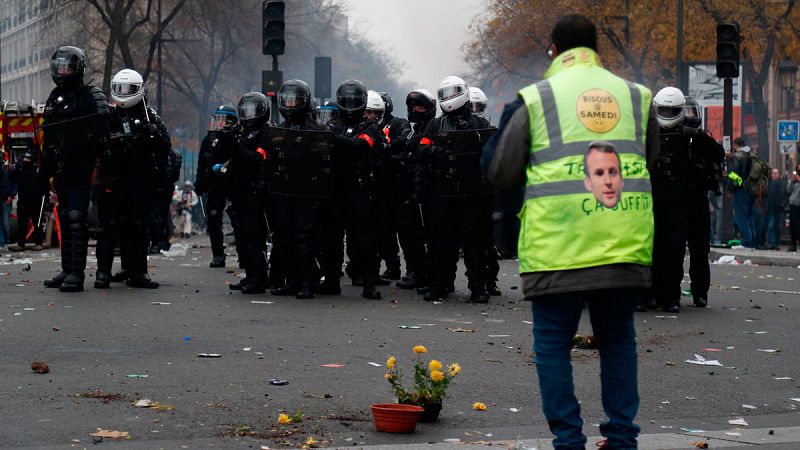 Los sindicatos aumentan la presión a Macron con más manifestaciones el martes