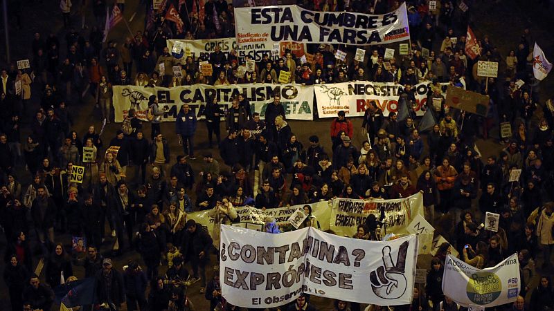 Los manifestantes por el clima de Madrid, entre la esperanza y el escepticismo: "Se siguen dando excusas"