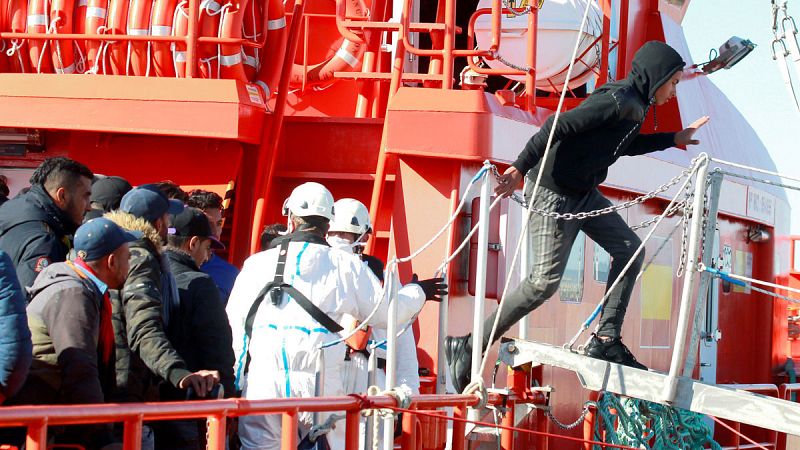 Casi 390 inmigrantes rescatados desde el viernes en pateras en las costas españolas