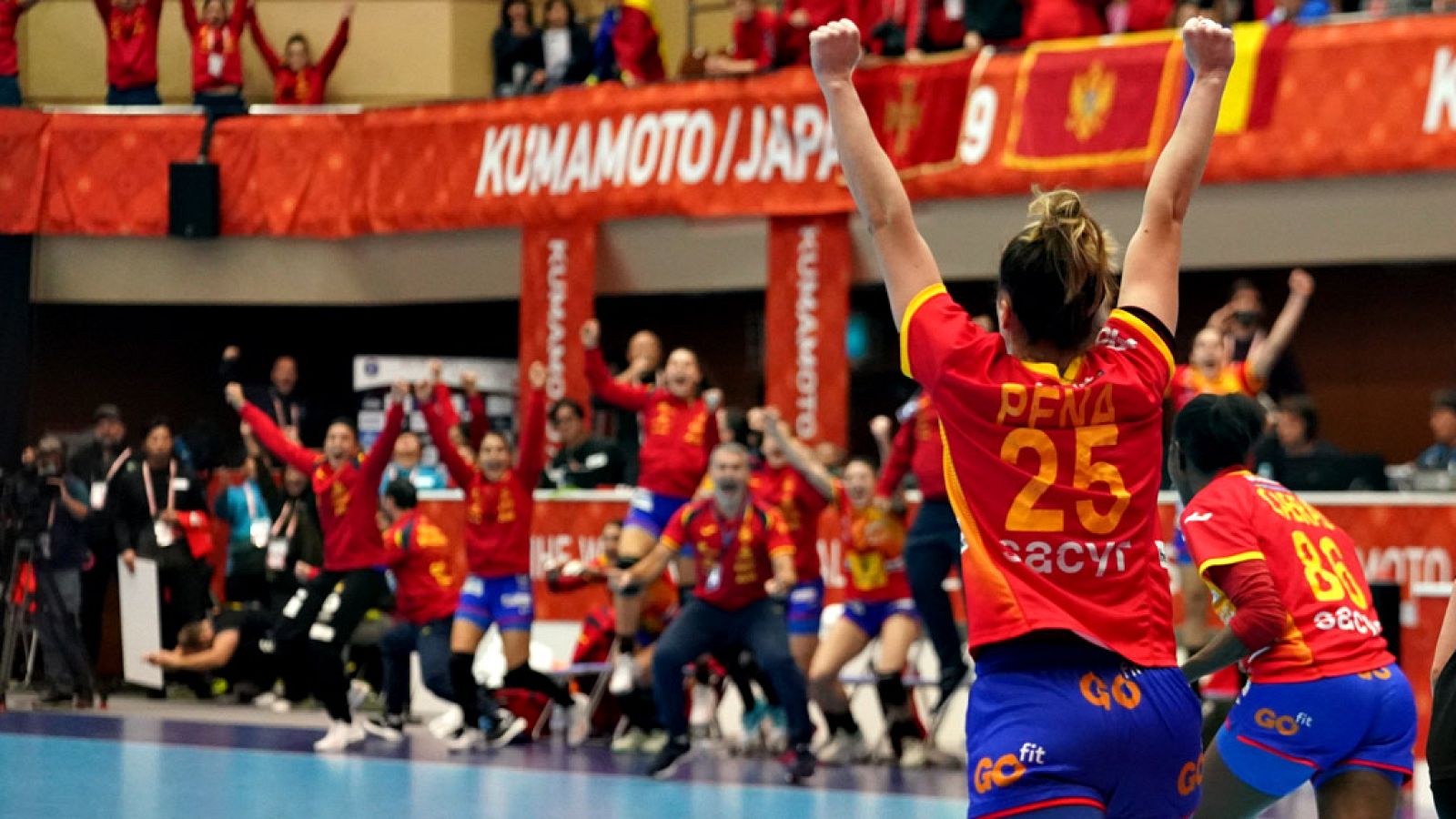 La selección femenina de balonmano afronta esperanzada su tercera semifinal de un Mundial en la que buscará meterse por primera vez en la final, pese a que los precedentes ante Noruega no sean muy positivos.