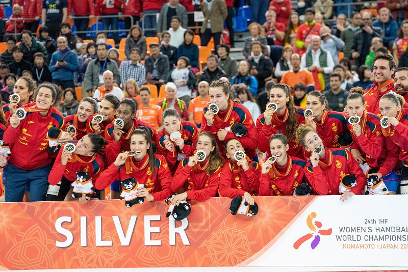 Las 'Guerreras' buscarán el billete para Tokio en España