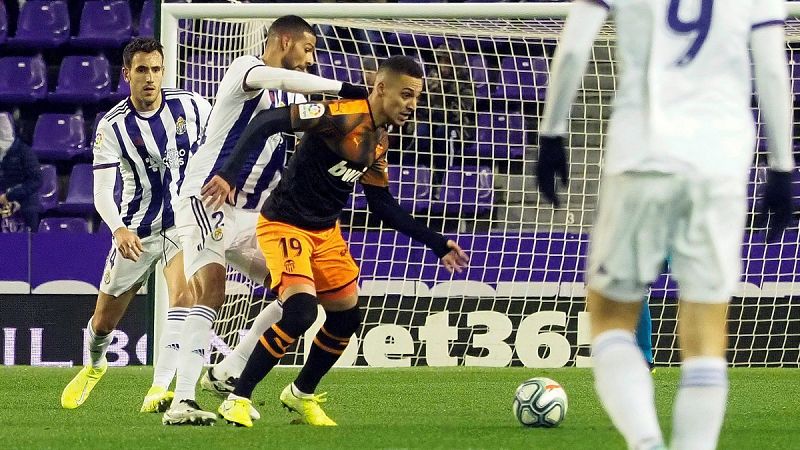 El Valencia salva un punto 'in extremis' contra el Valladolid