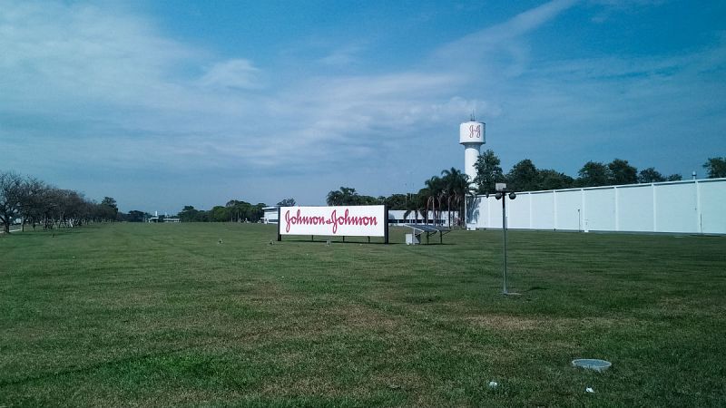 Demandan a Johnson & Johnson por su relación con la crisis de los opioides