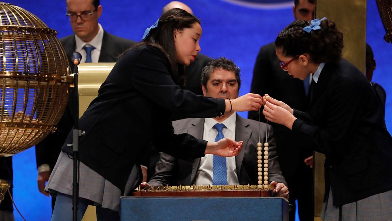 Hacienda ingresará casi un 20% menos en el Sorteo del Niño por la mayor exención en los premios