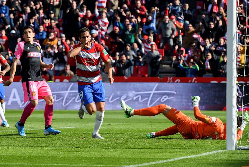 El Granada recupera la fuerza en casa y el Mallorca sigue sin ganar fuera