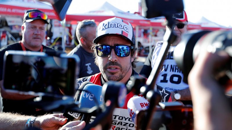 Fernando Alonso: "Quería vivir todos los extras del Dakar y esto también es parte de la carrera"