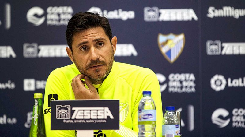 El Málaga suspende a su entrenador Víctor Sánchez tras la difusión en Internet de un vídeo suyo de contenido sexual