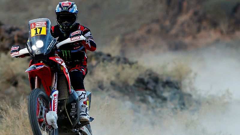 Victoria de Cornejo en motos tras la sanción a Sunderland y Benavides recorta tiempo a Brabec