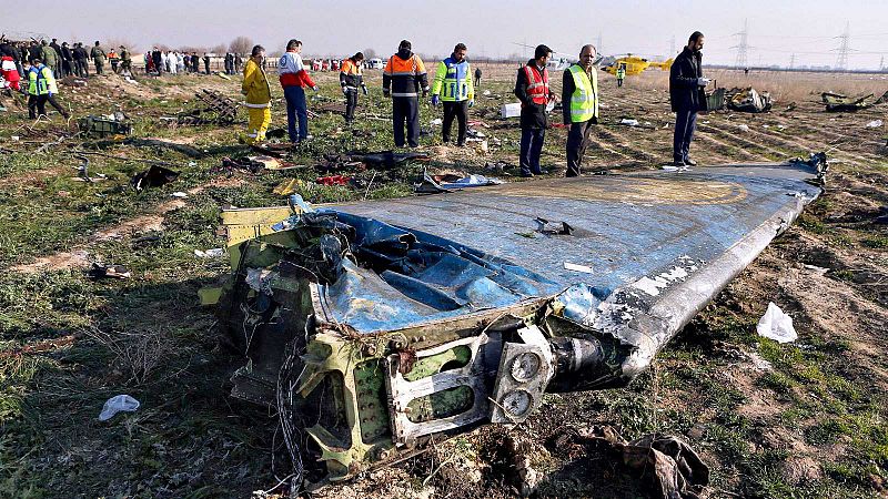 Ucrania incluye un misil o un atentado terrorista entre las posibles causas del siniestro del Boeing 737 en Teherán