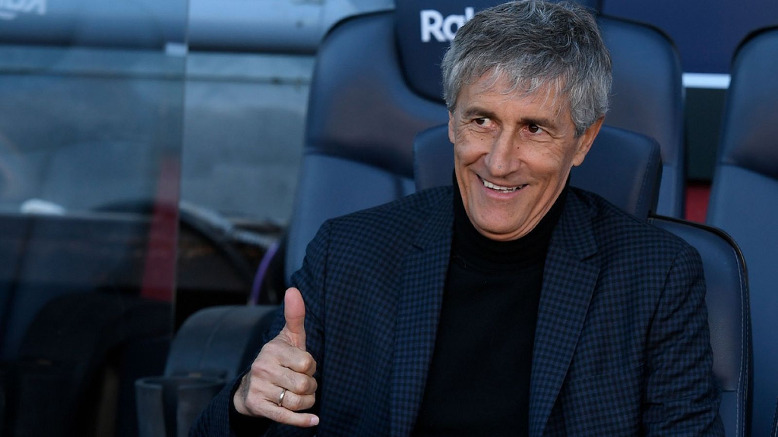 Setién quiere imprimir al Barça su filosofía de "jugar bien al fútbol" - RTVE.es | Ver