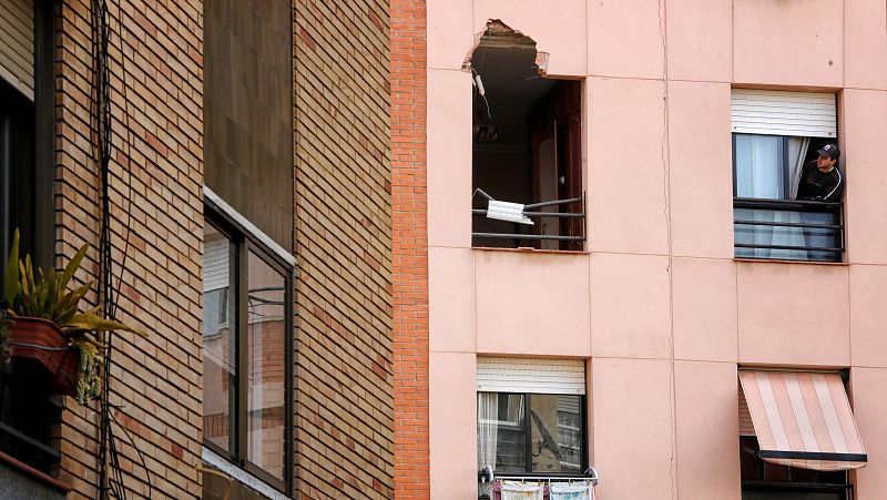 Una tapa del reactor de Tarragona voló tres kilómetros, entró por la ventana de un edificio y mató a un hombre
