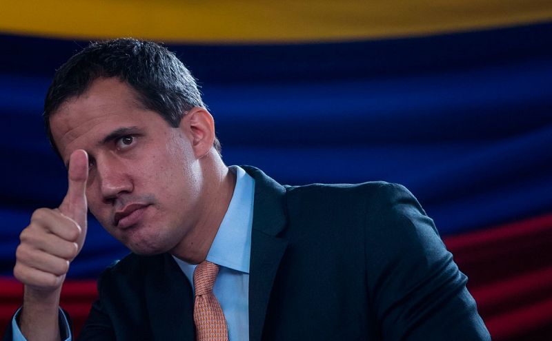 La Eurocámara reitera su reconocimiento a Guaidó y condena el "intento de golpe de Estado"