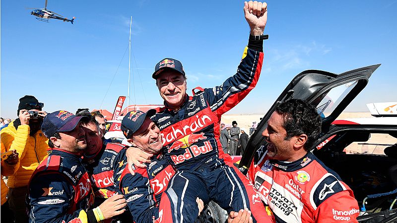 Carlos Sainz gana su tercer Dakar