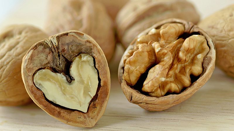 Un estudio confirma que el consumo diario de nueces contribuye a mejorar la salud cardiovascular