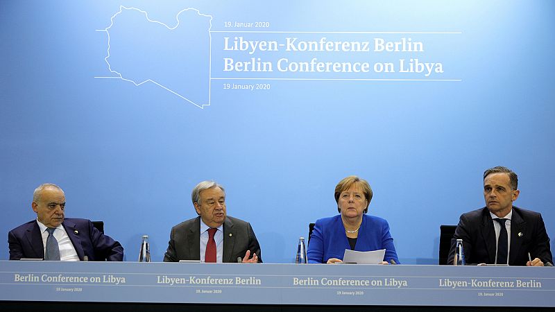 La Conferencia sobre Libia acuerda respetar el alto el fuego y el embargo de armas para lograr la paz