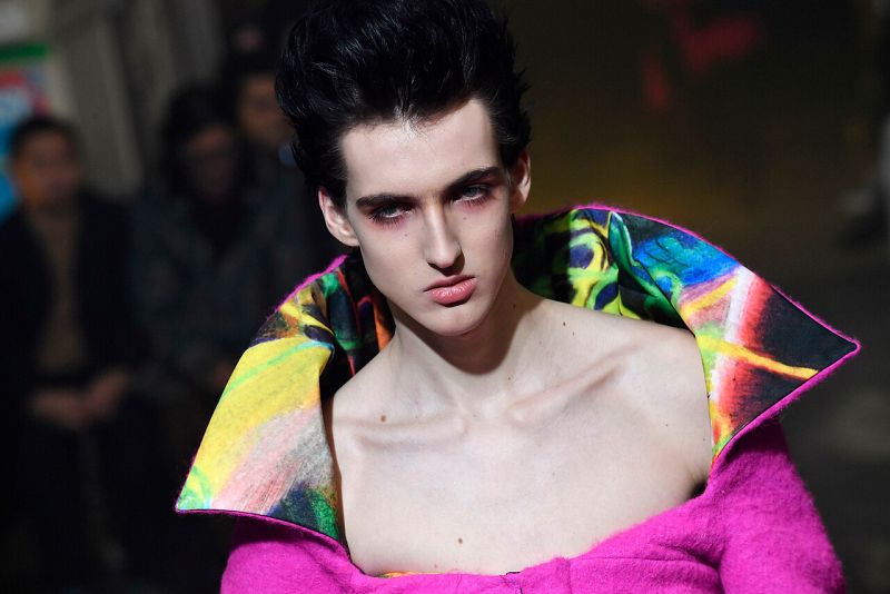 Palomo alcanza el éxtasis con El Greco y Chimo Bayo