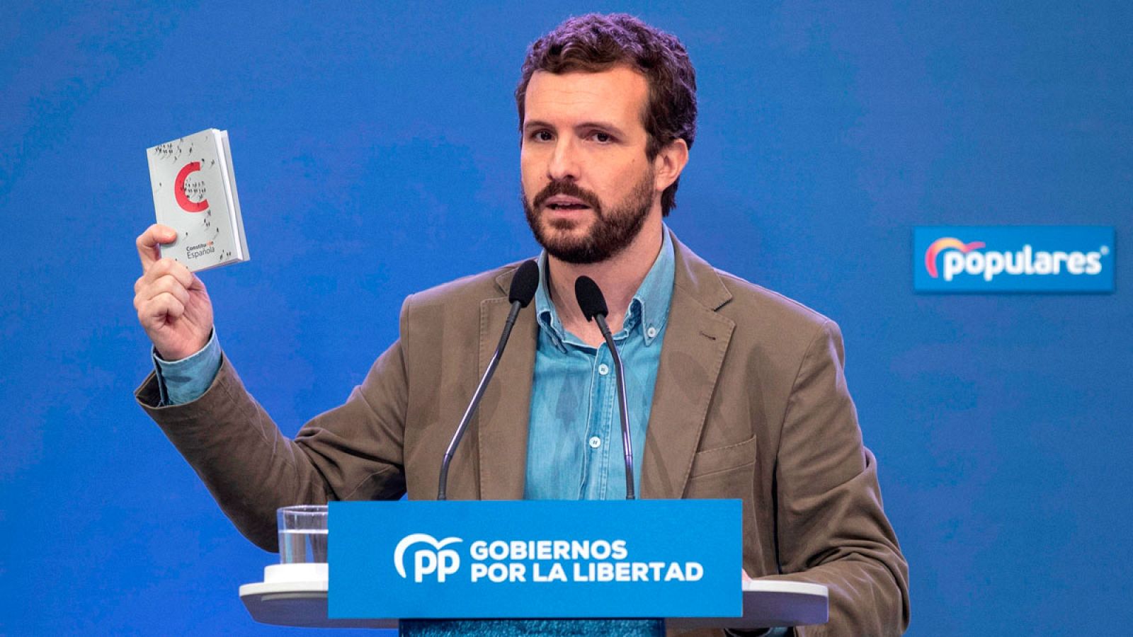 Casado acusa a Sánchez de utilizar 'el pin parental' como "cortina de humo" para "tapar" el nombramiento de Delgado