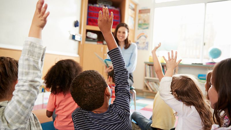 El colectivo LGTBI pide al Gobierno "blindar" la educación afectivo-sexual frente al 'pin parental'