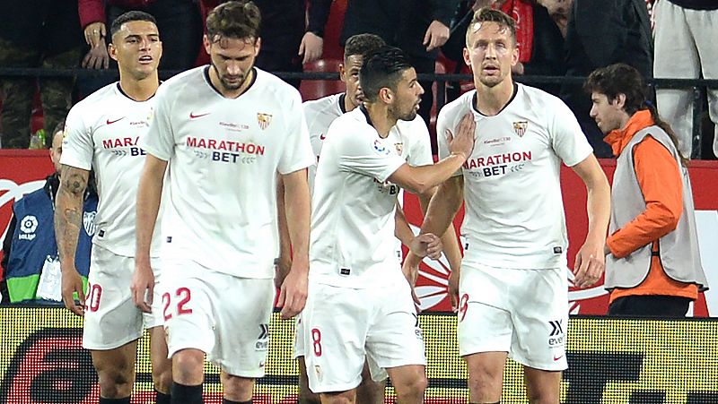 El Sevilla se afianza en el tercer puesto