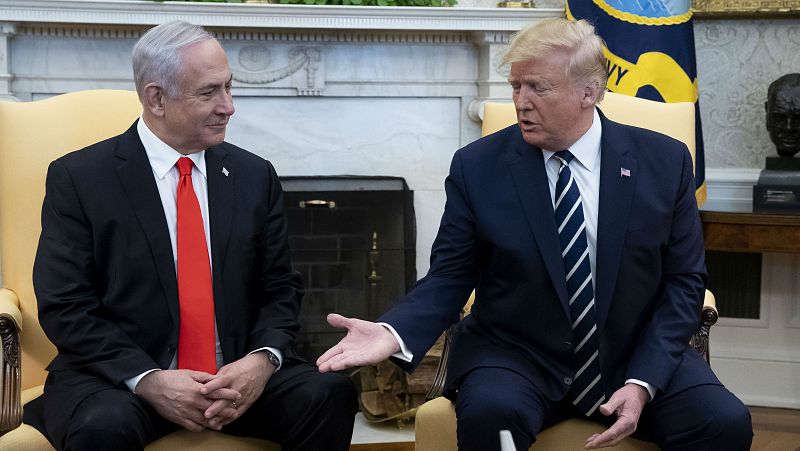 El primer ministro palestino pide a la comunidad internacional que rechace el acuerdo de paz que Trump revelará el martes