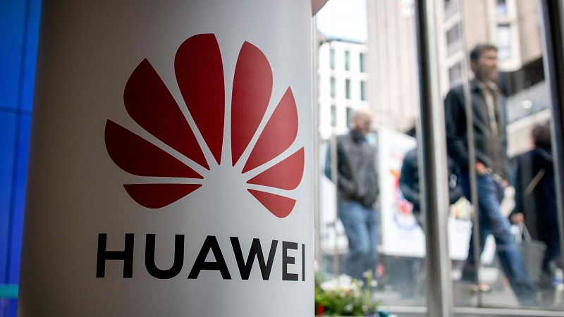 Reino Unido permitirá a Huawei una participación "limitada" en la red 5G británica