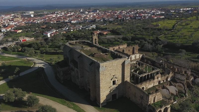 'Patrimonio en peligro': ¿por qué están en ruinas y cómo podríamos salvar nuestras joyas culturales?