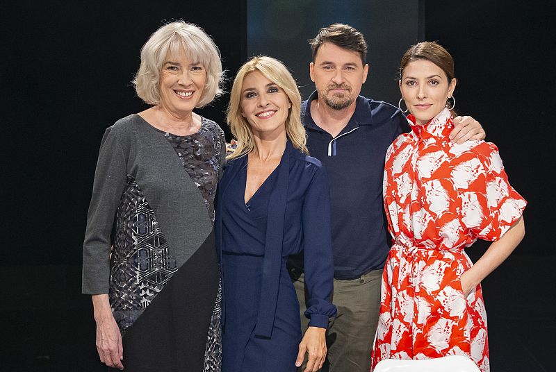 'Versión española' estrena 'La enfermedad del domingo', duelo interpretativo entre Barbara Lennie y Susi Sánchez