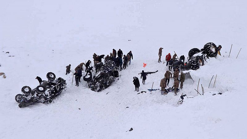 Al menos 38 muertos por los aludes seguidos de nieve en Turquía