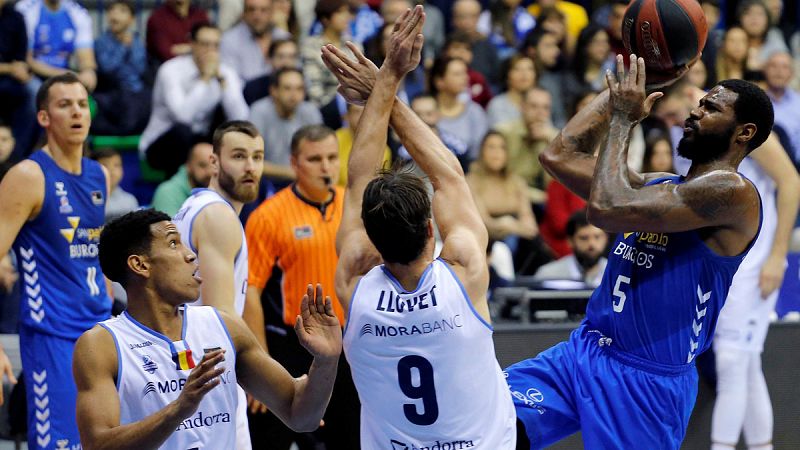 El San Pablo Burgos se hace fuerte en casa gracias a un inmenso Earl Clark y entre Cvetkovic y Kravish destrozan al Zaragoza