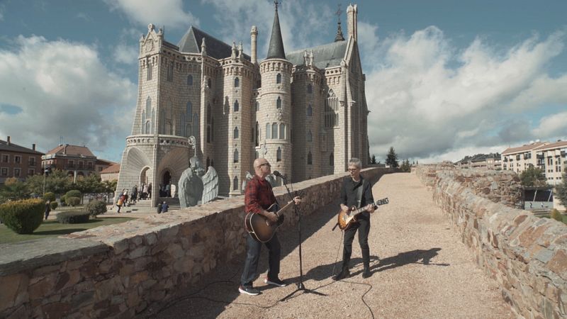 'Un país para escucharlo': Jesús Cifuentes, de Celtas Cortos, guía a Ariel Rot por Valladolid y León