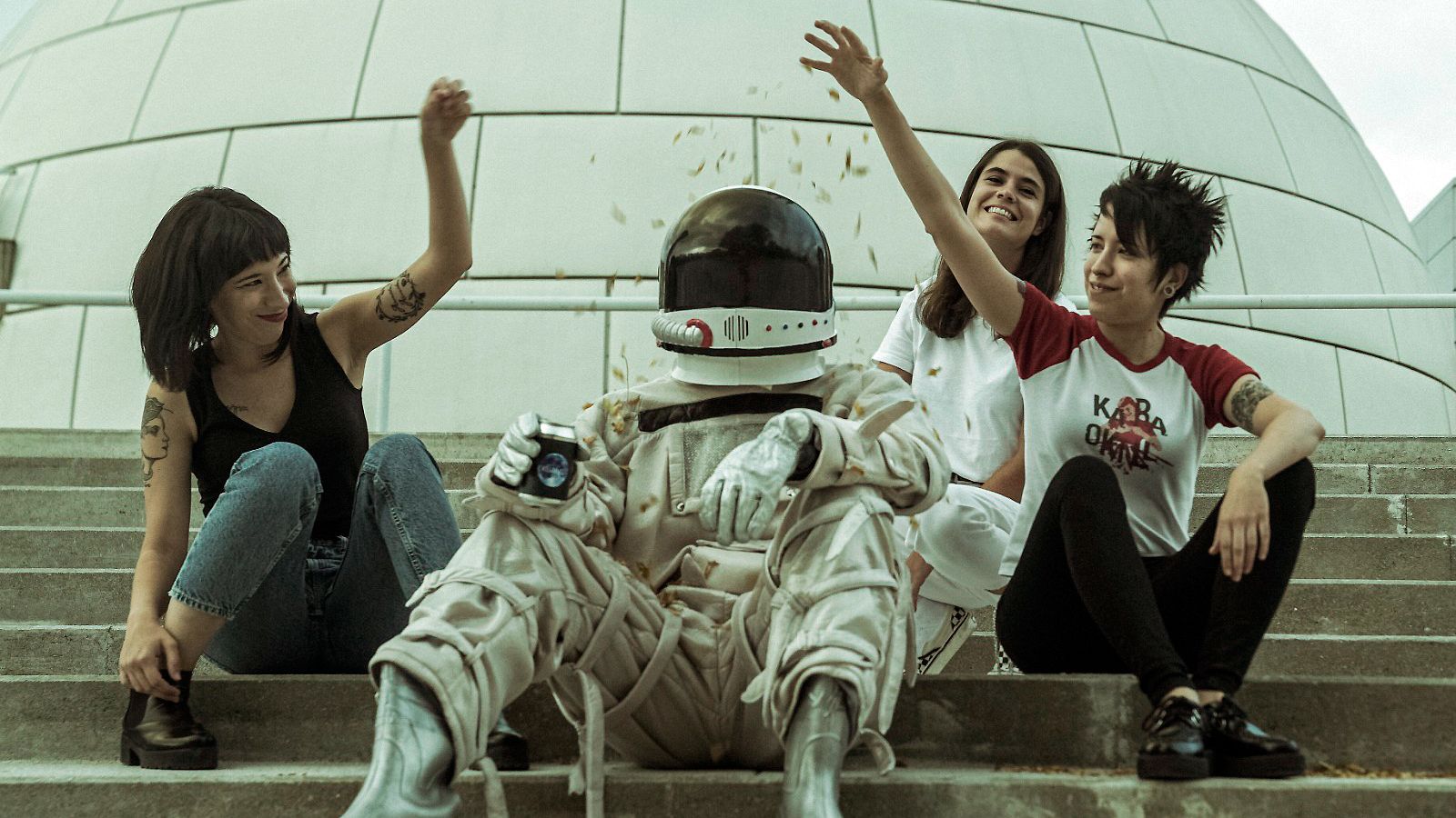 Estrogenuínas - Universo Para Lelos