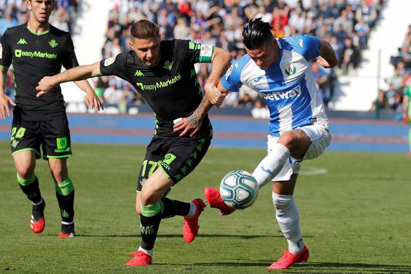 Las paradas de Soriano frenan al Betis en Butarque