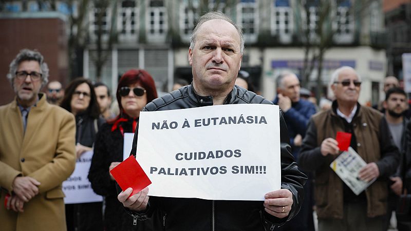 La eutanasia se abre camino en Portugal
