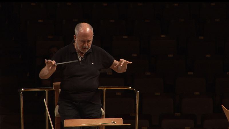 Jes�s L�pez Cobos: el director de orquesta espa�ol m�s internacional